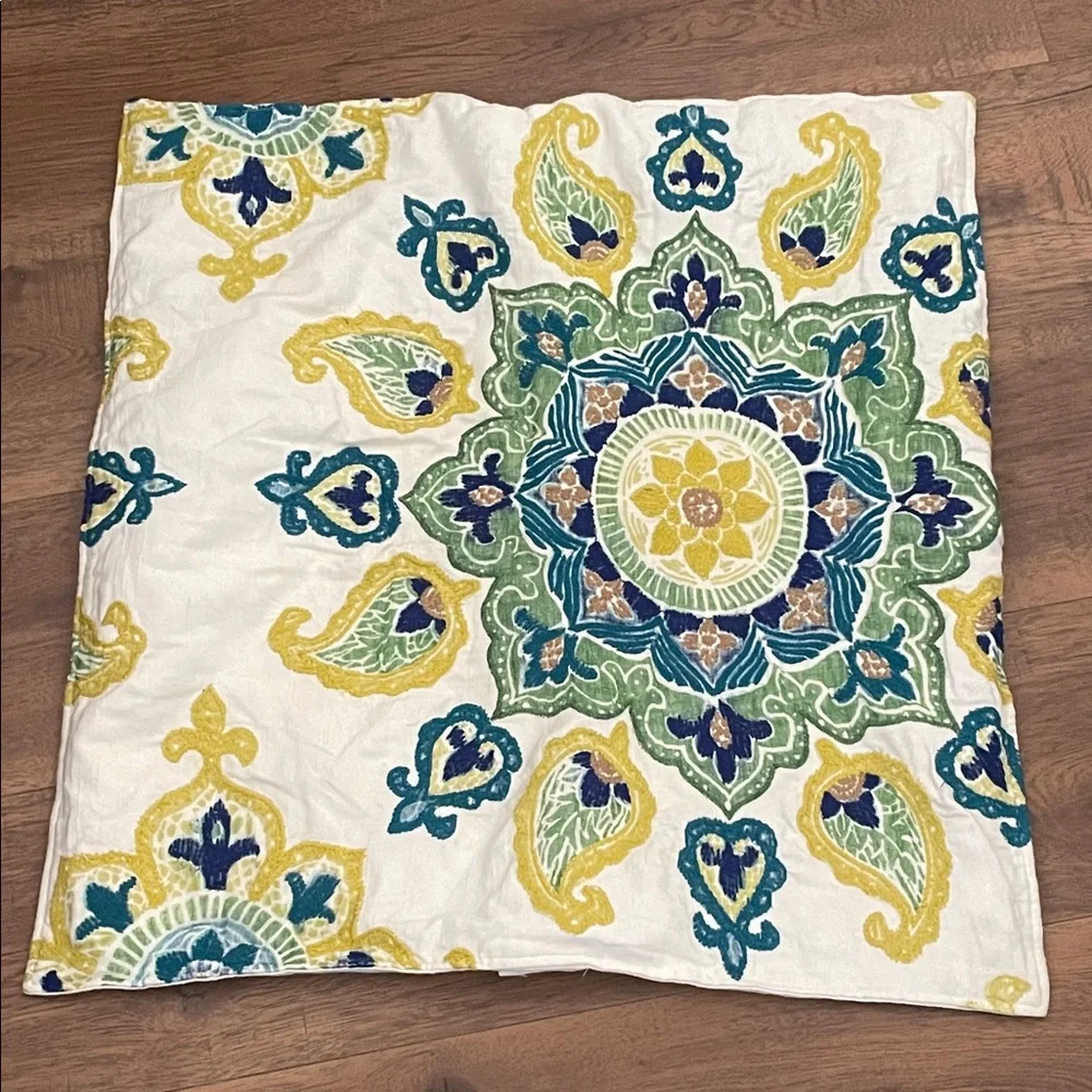 Pottery‎ Barn Pillow Cover 24x 24